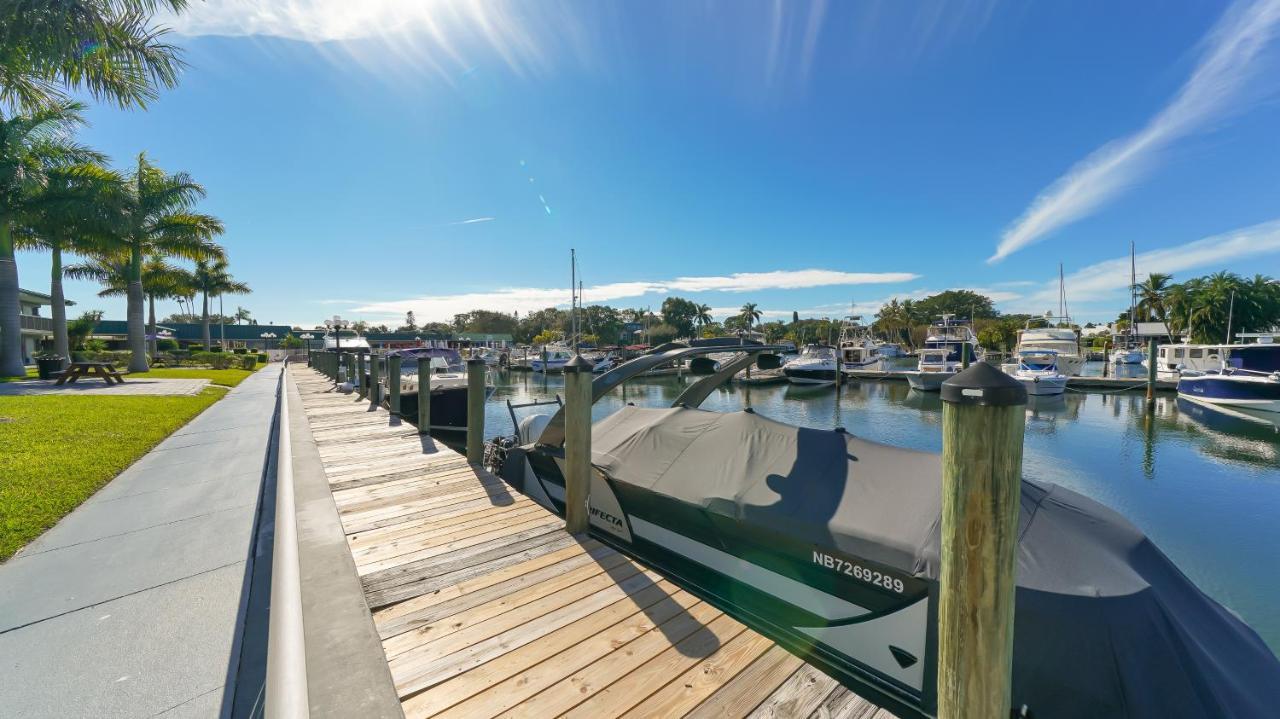 Heated Pool, Fireplace, 70" Tv, Waterfront & More! Sarasota Extérieur photo