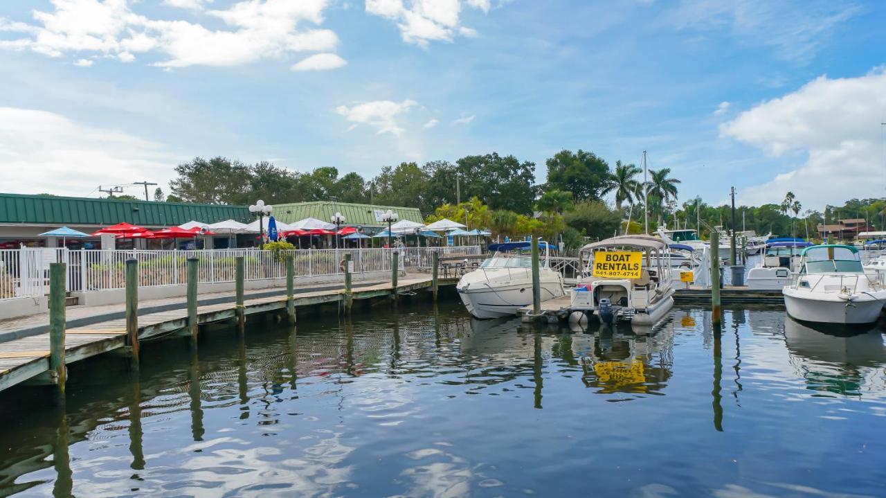 Heated Pool, Fireplace, 70" Tv, Waterfront & More! Sarasota Extérieur photo
